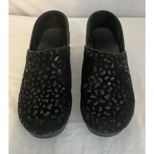 Dansko Professional Leopard Suede Clogs Size 39